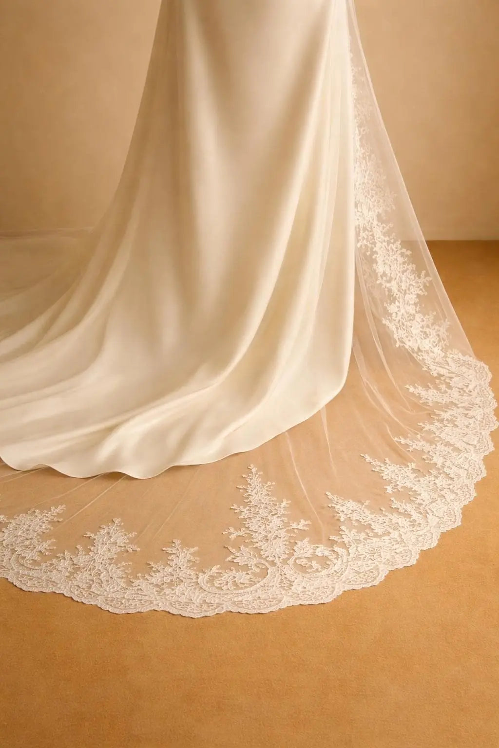 Cathedral Lace-Edged Veil Payton Bridal