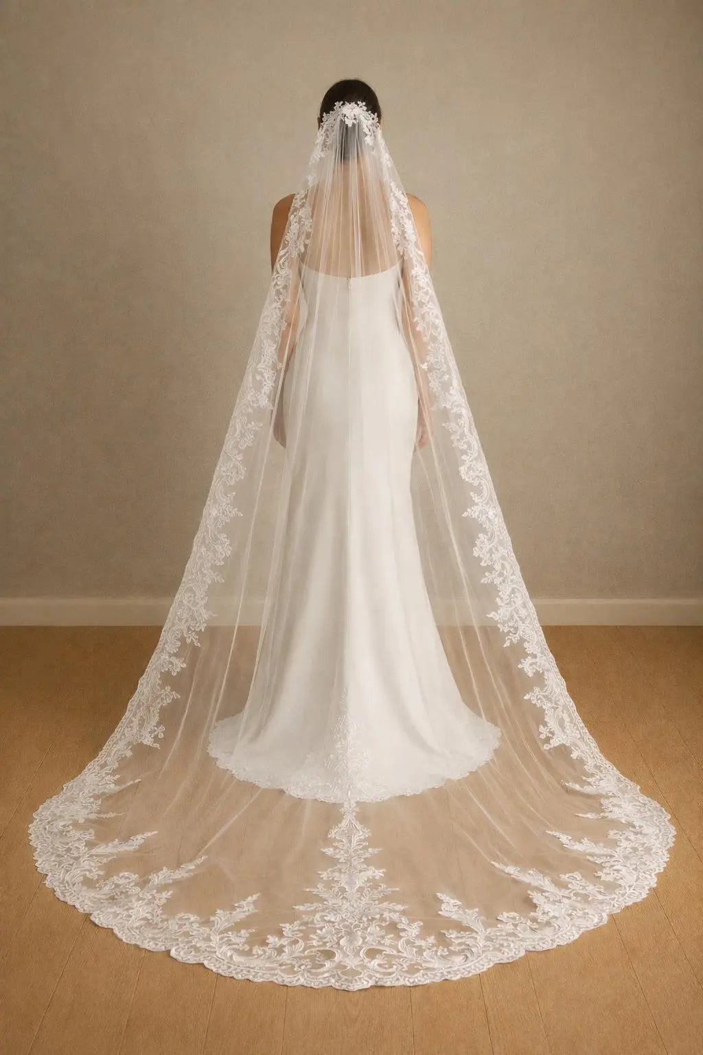 Cathedral Lace-Edged Veil Payton Bridal